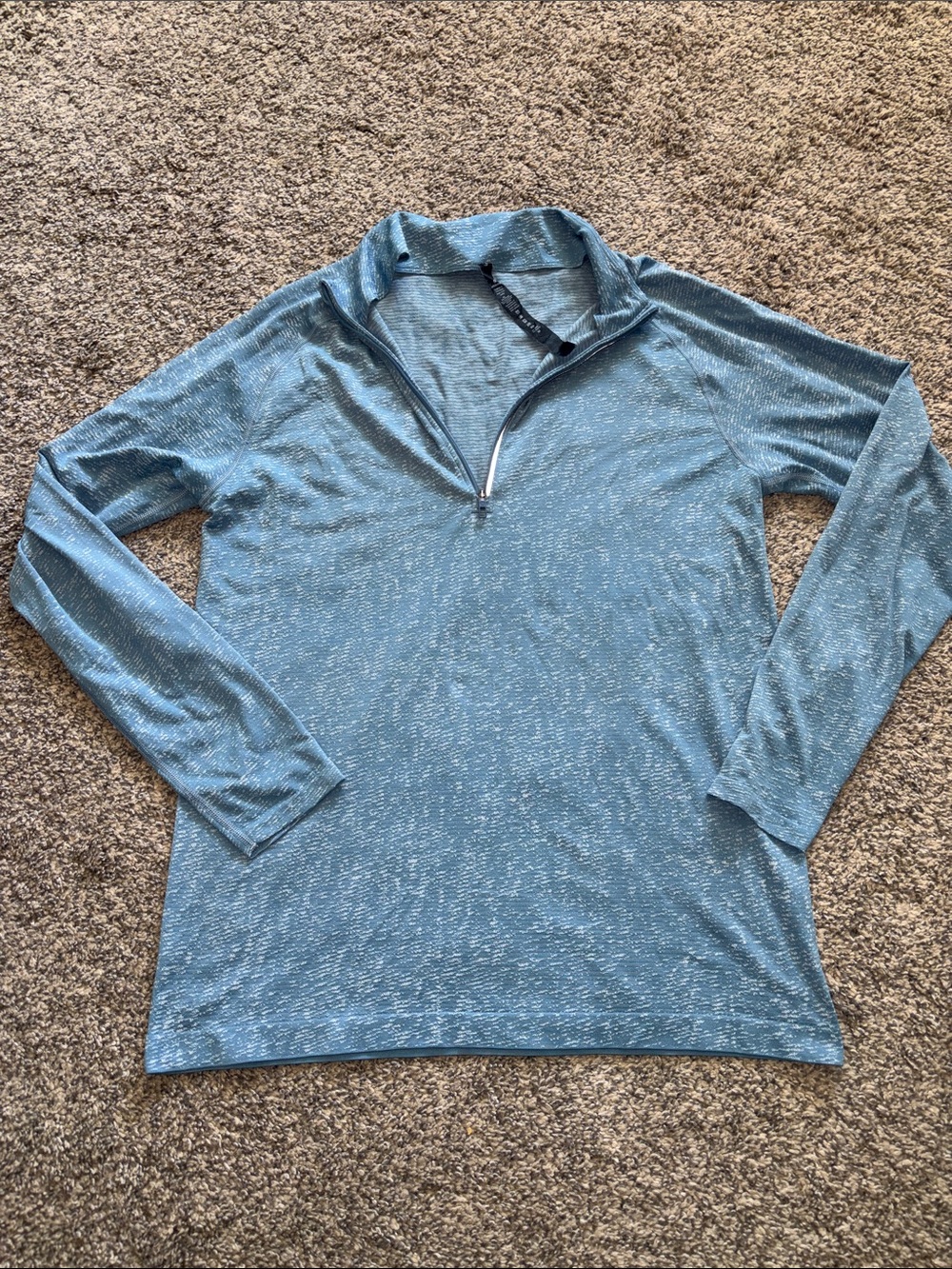 Lululemon Men’s Metal Vent Tech 1/2 Zip II Utility Blue / White size medium